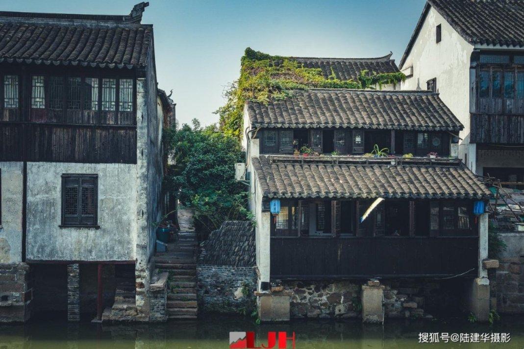 铁飞“红高粱丝巾”成为潍坊特色产品